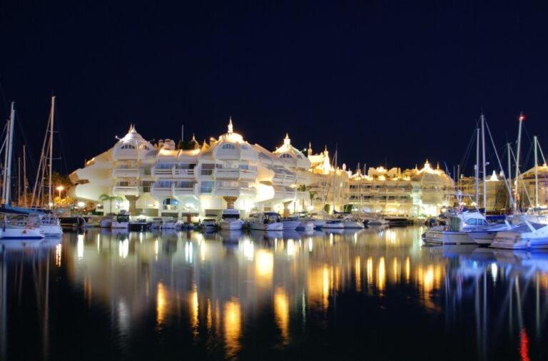 Апартаменты Parque De La Paloma Area - Benalmadena Costa Экстерьер фото